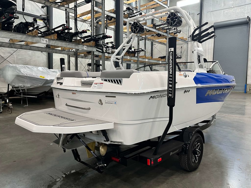 2025 MOOMBA Mondo