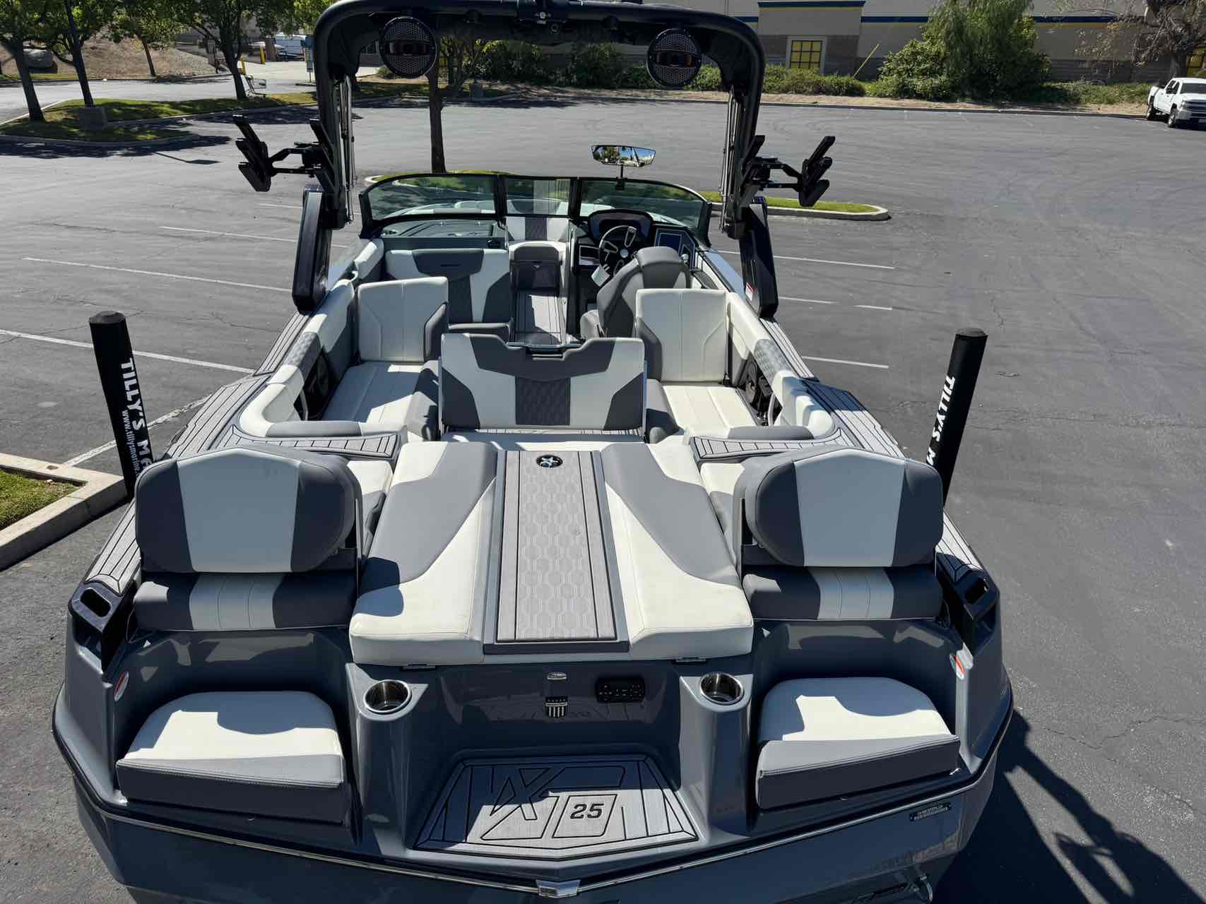 2024 MasterCraft XT25