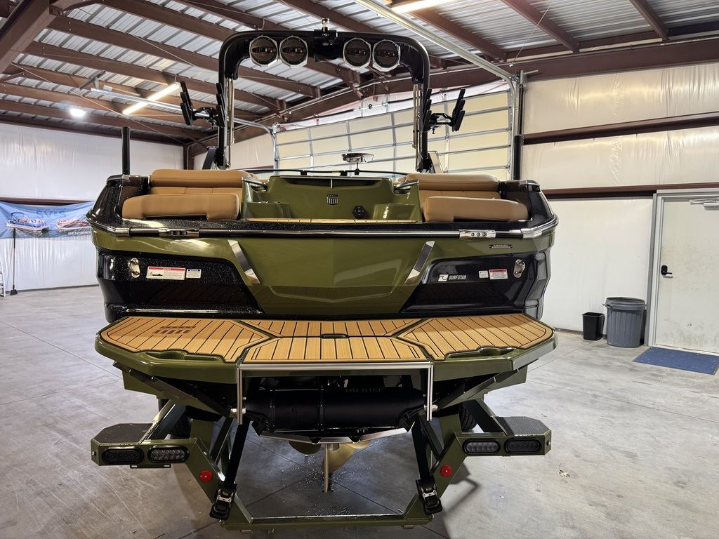 2025 MasterCraft X24