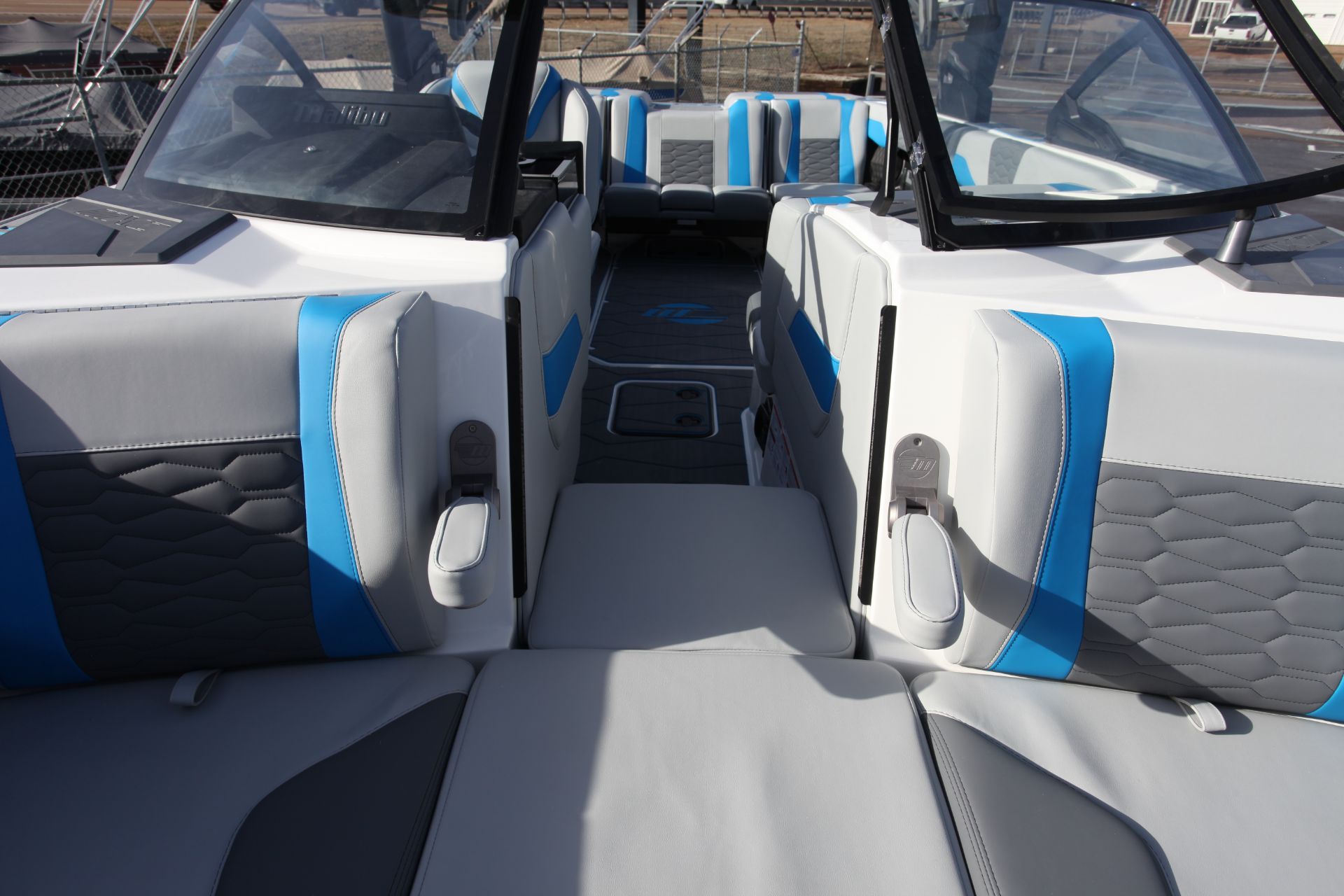 2025 Malibu Wakesetter 24 MXZ