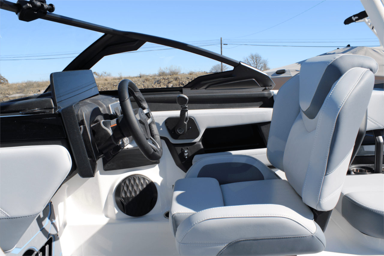2025 Malibu 23 MXZ