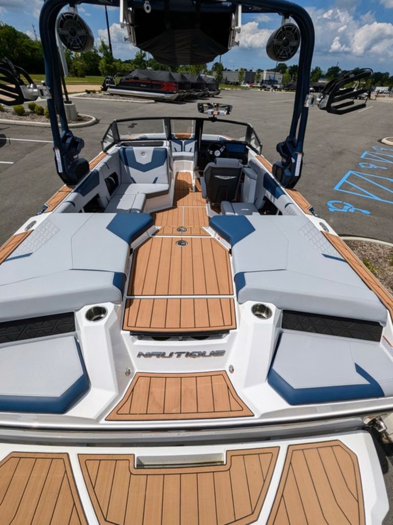 2023 Nautique GS20
