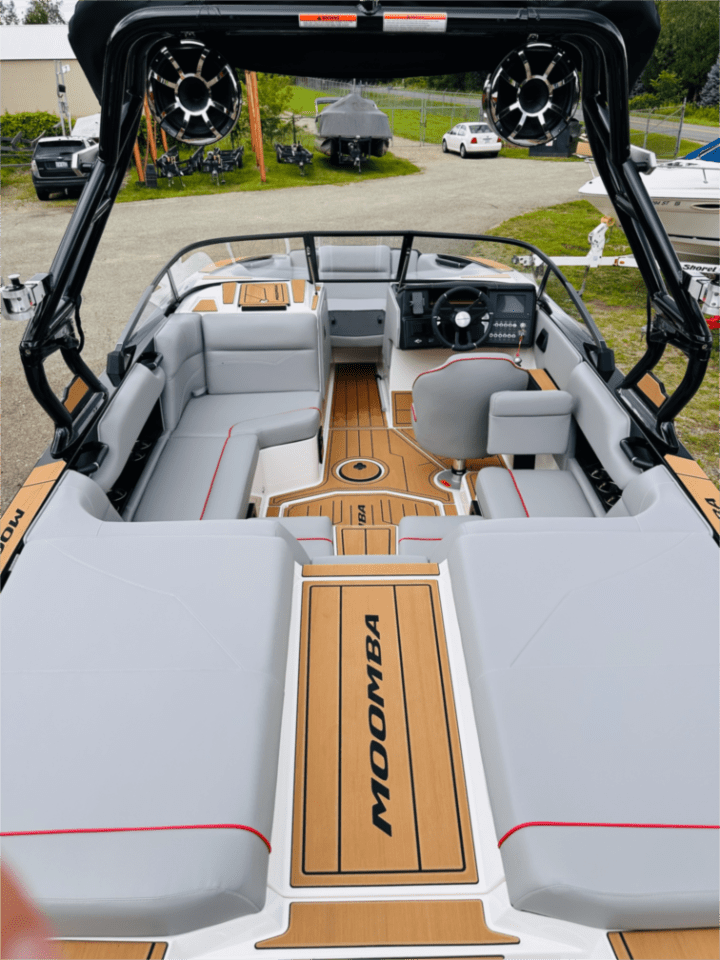 2024 Moomba Mondo