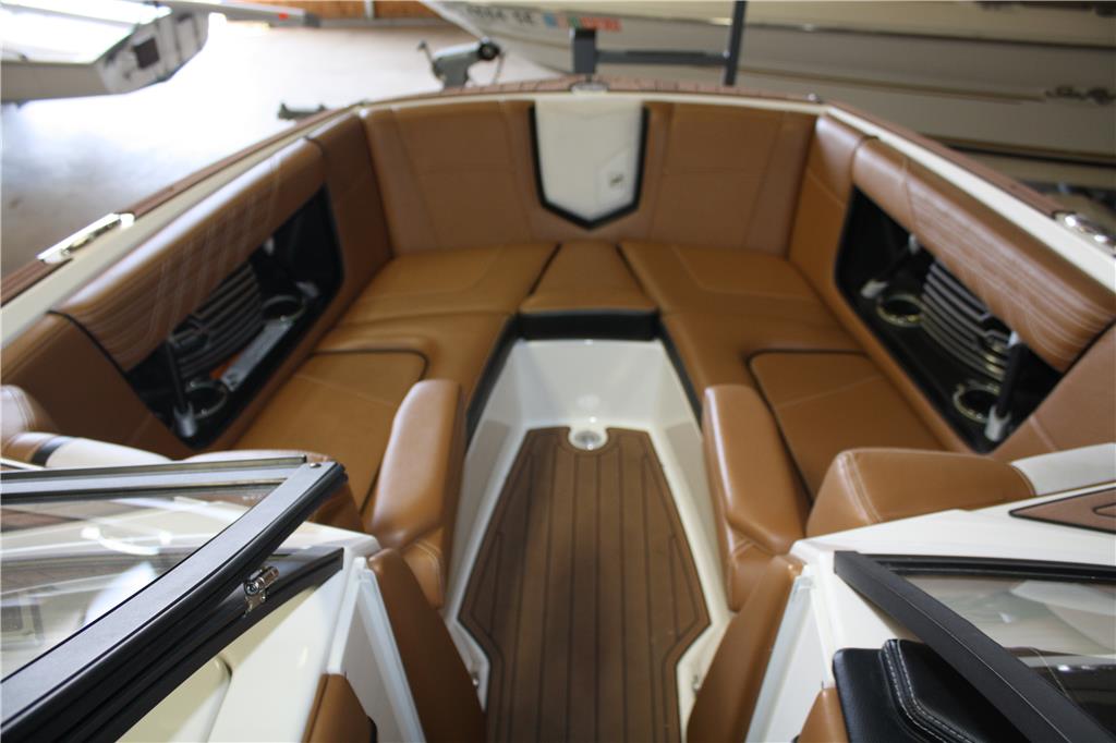 2017 Nautique G23