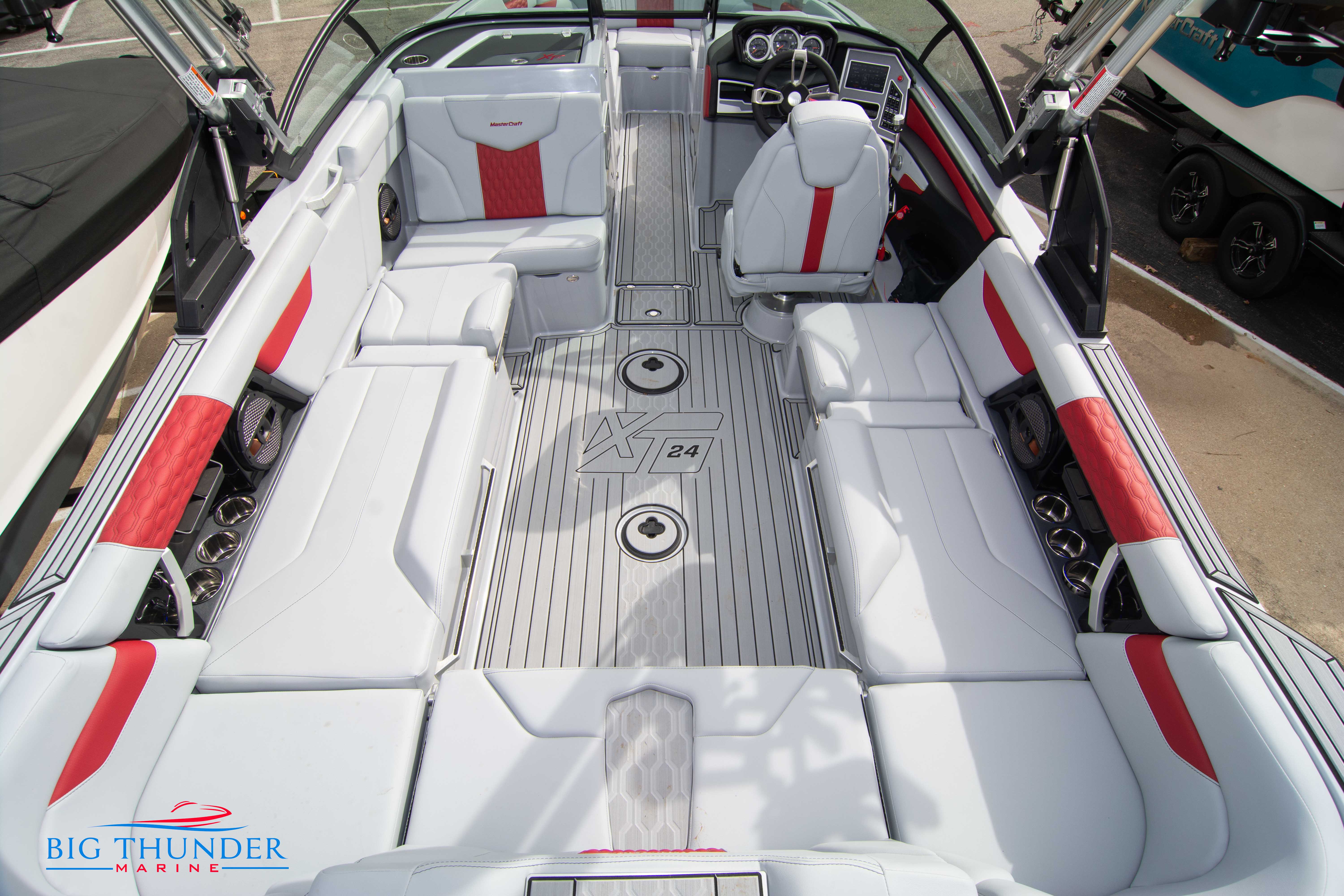 2024 Mastercraft XT24