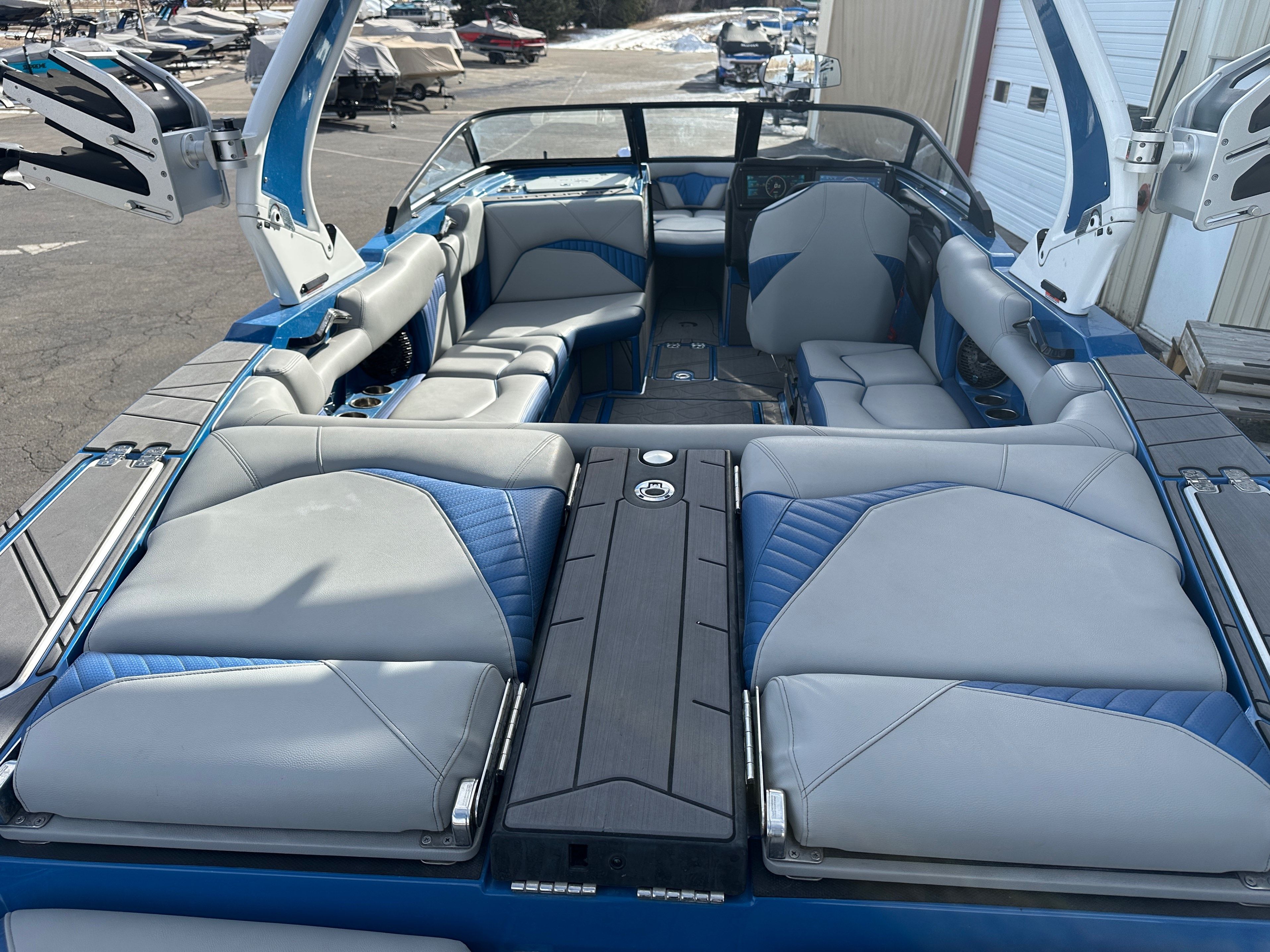 2023 Centurion FI23