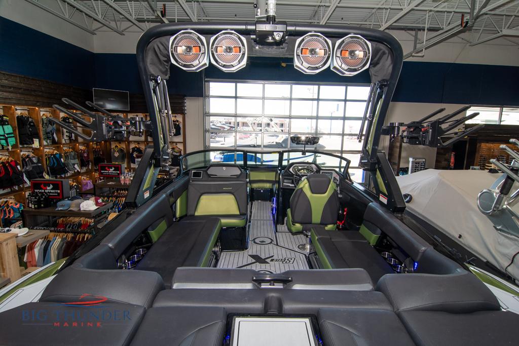 2022 Mastercraft XSTAR SURF