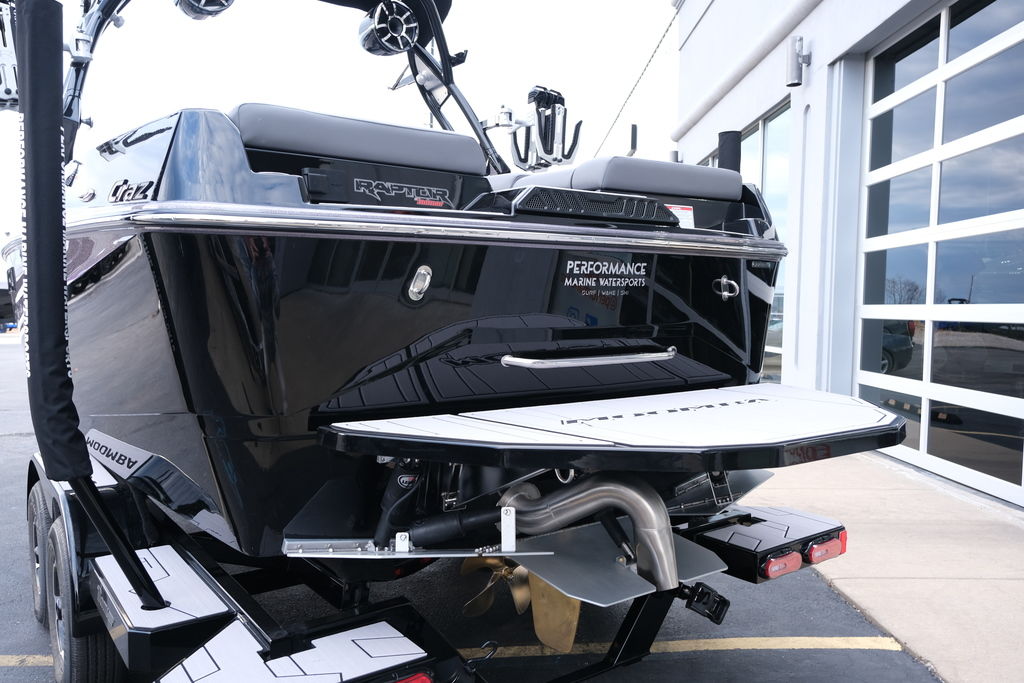 2024 MOOMBA Craz BRAND NEW LAST 2024 MODEL 