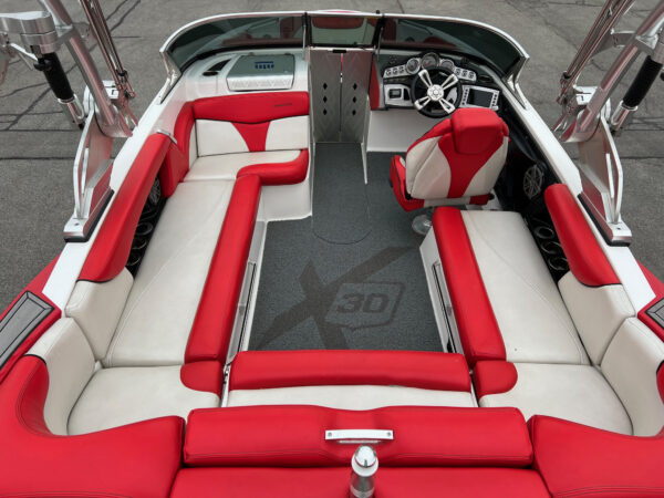 2016 MasterCraft X30