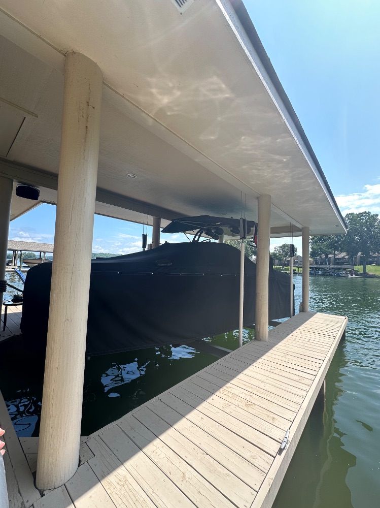 2017 Nautique G23