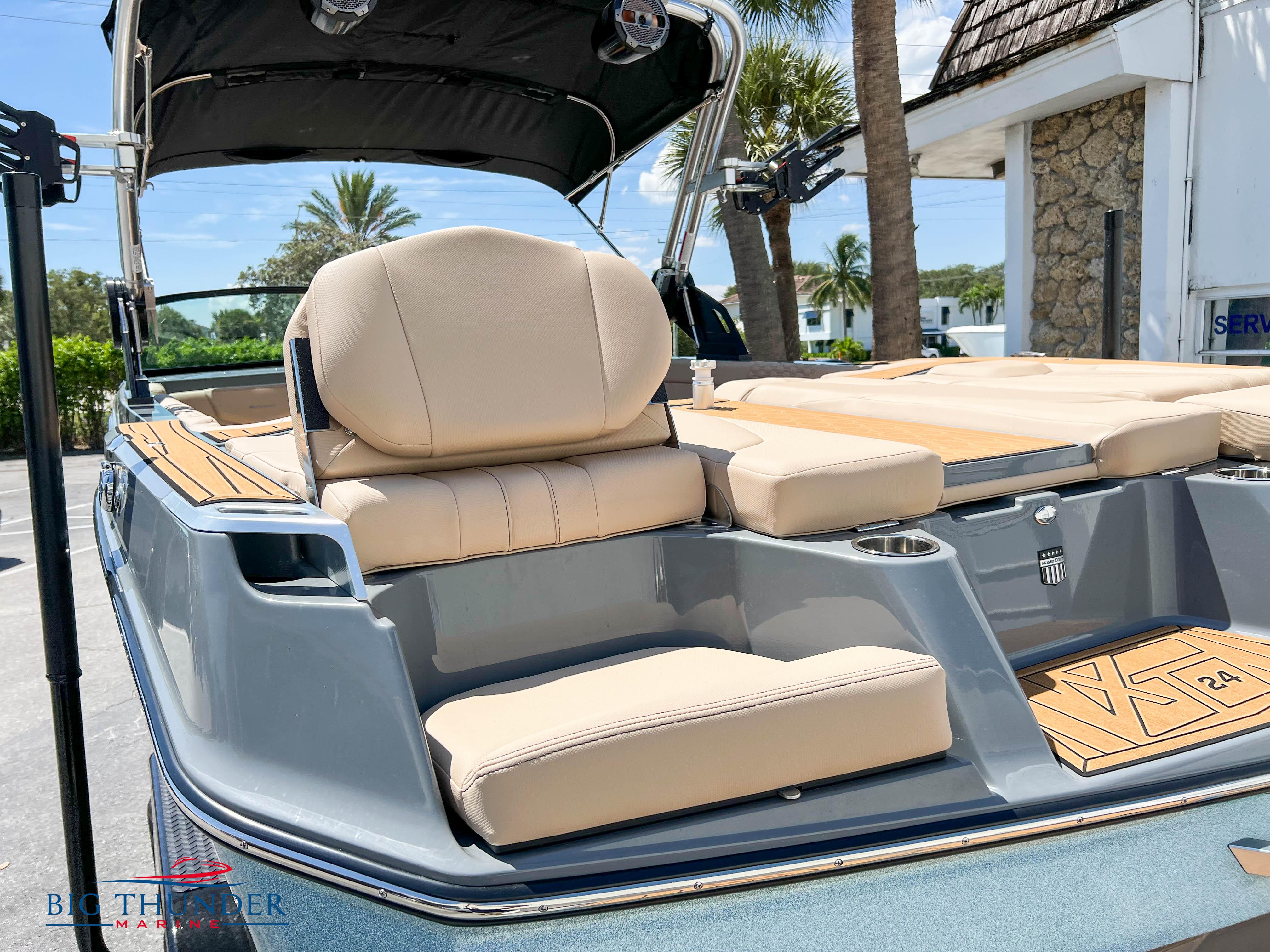 2023 Mastercraft XT24