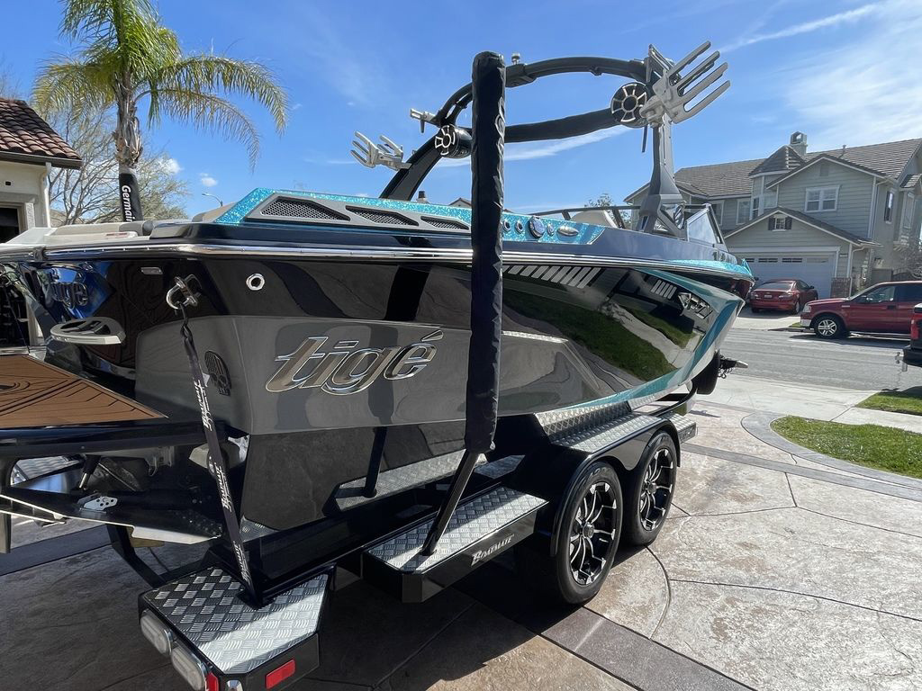 2018 Tige RZX2