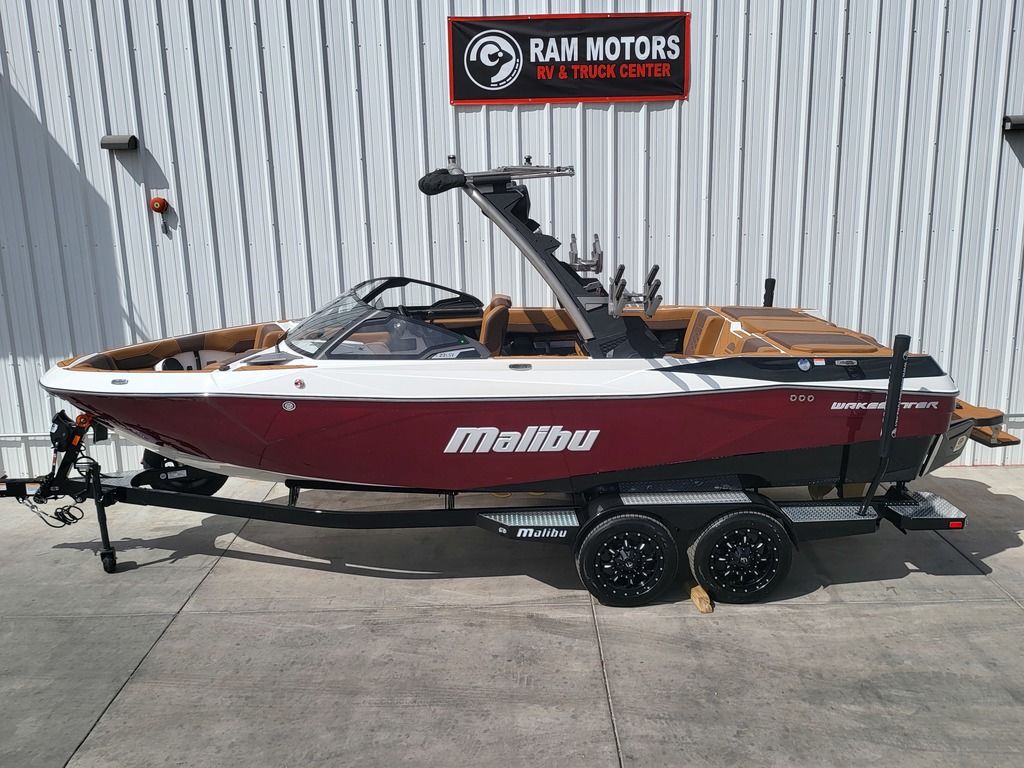 2025 Malibu Boats 23 LSV