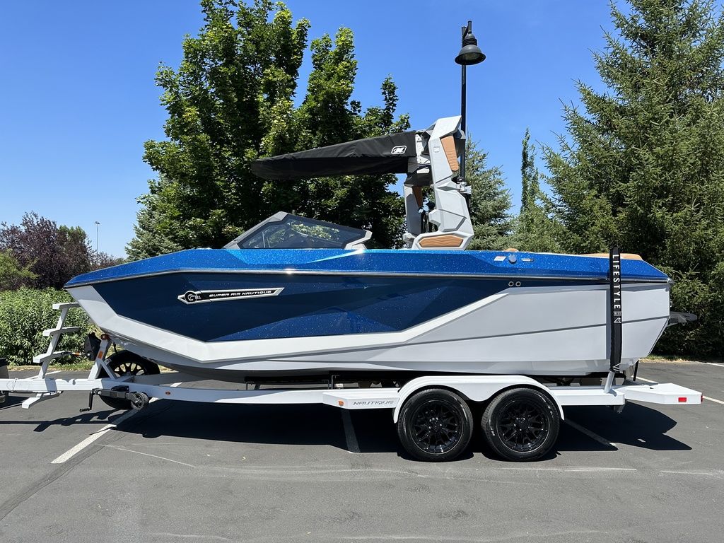 boat.Title