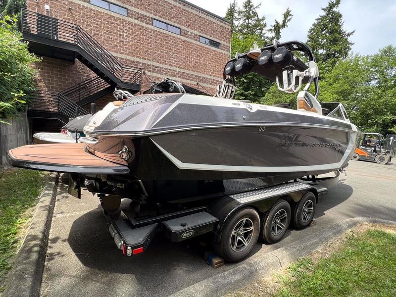 2016 Nautique G25