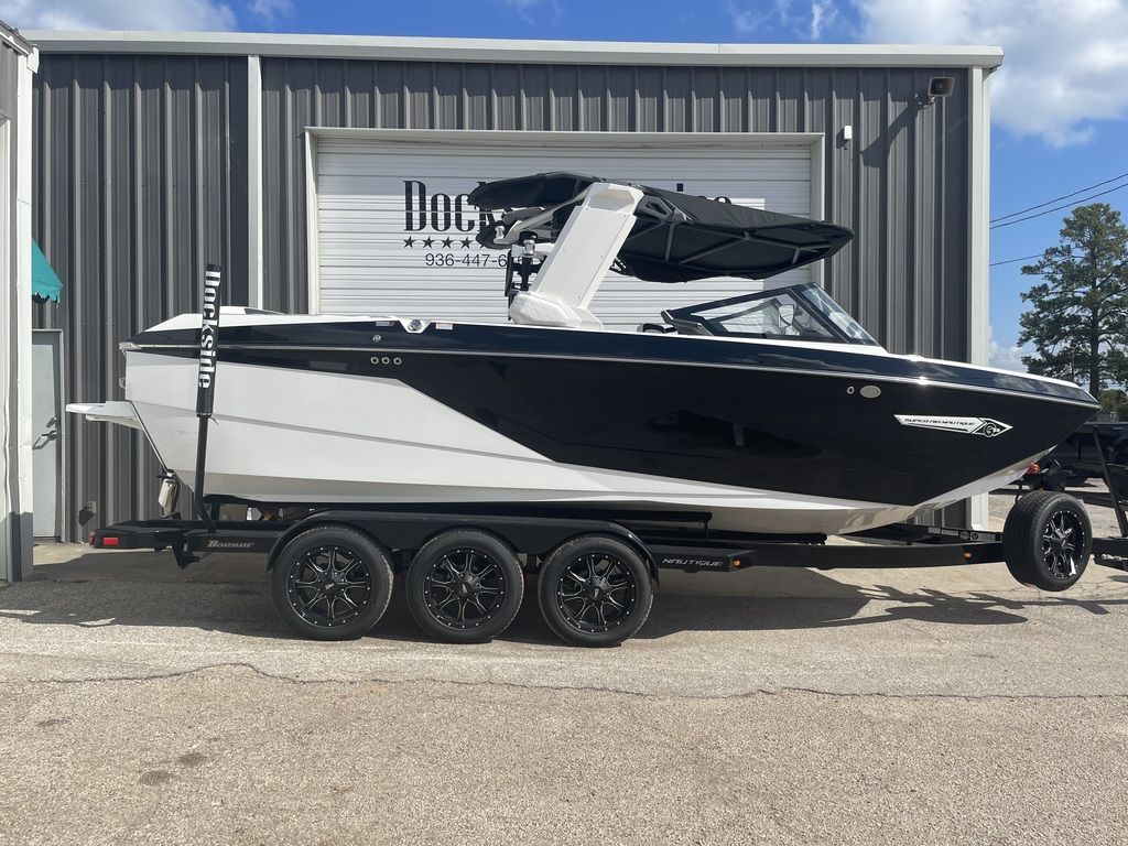 boat.Title