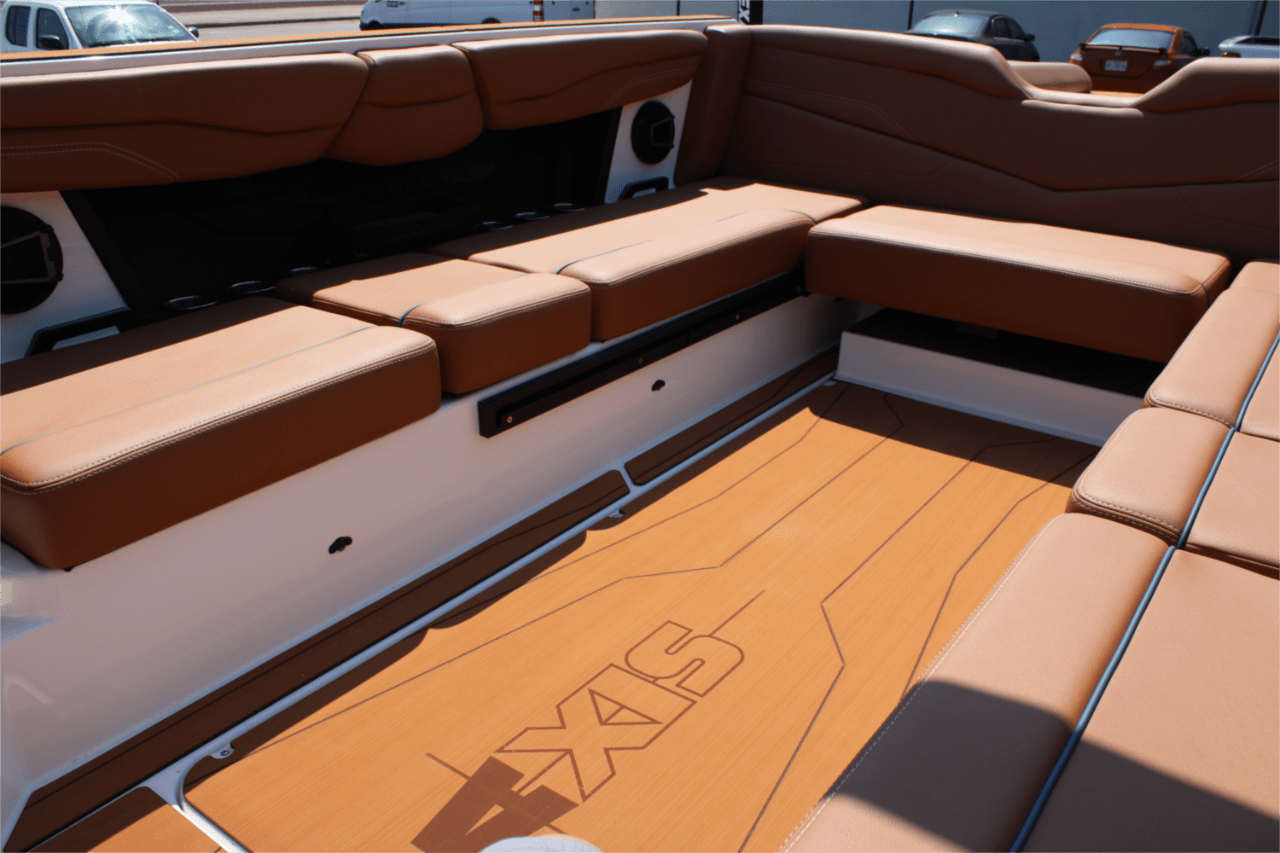 2025 Axis T250