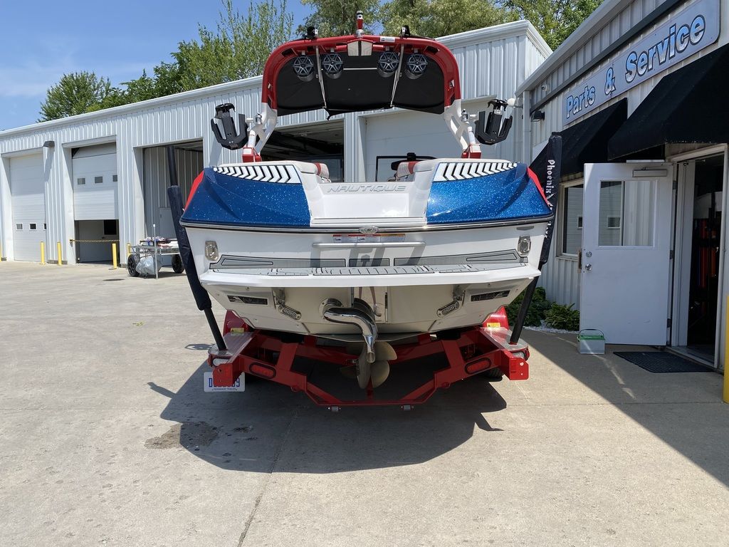 2018 Nautique Super Air G23
