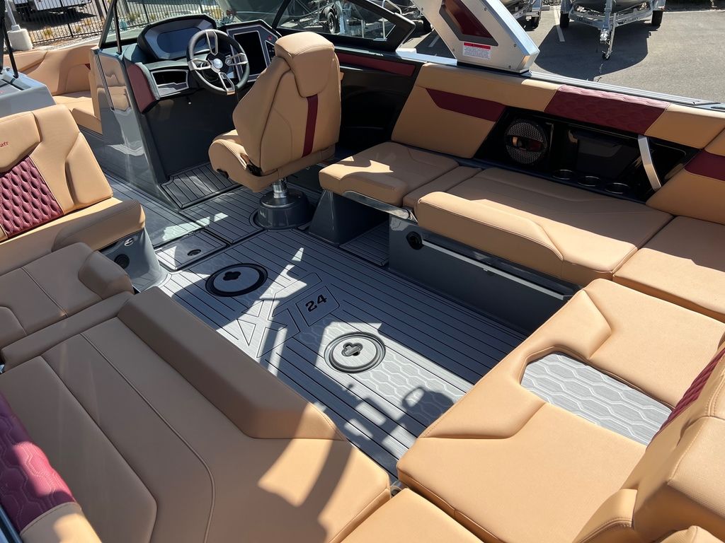 2024 mastercraft XT24