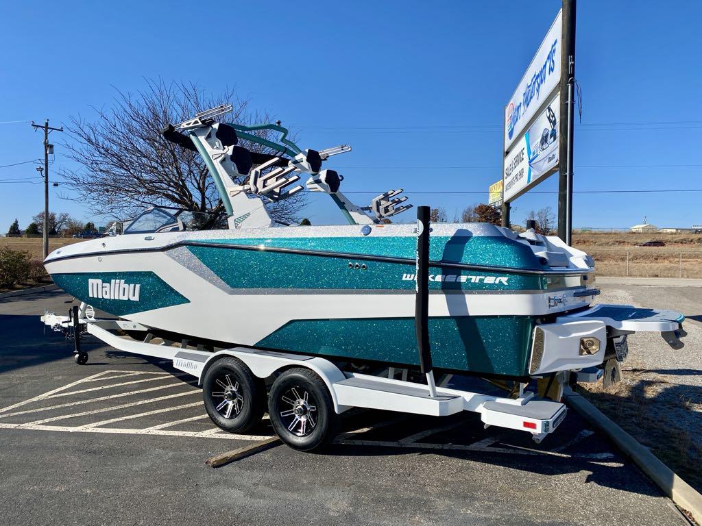 boat.Title