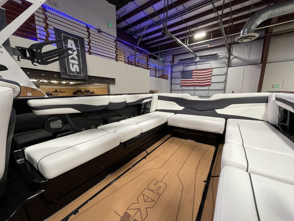 2025 Axis Wake Research T250