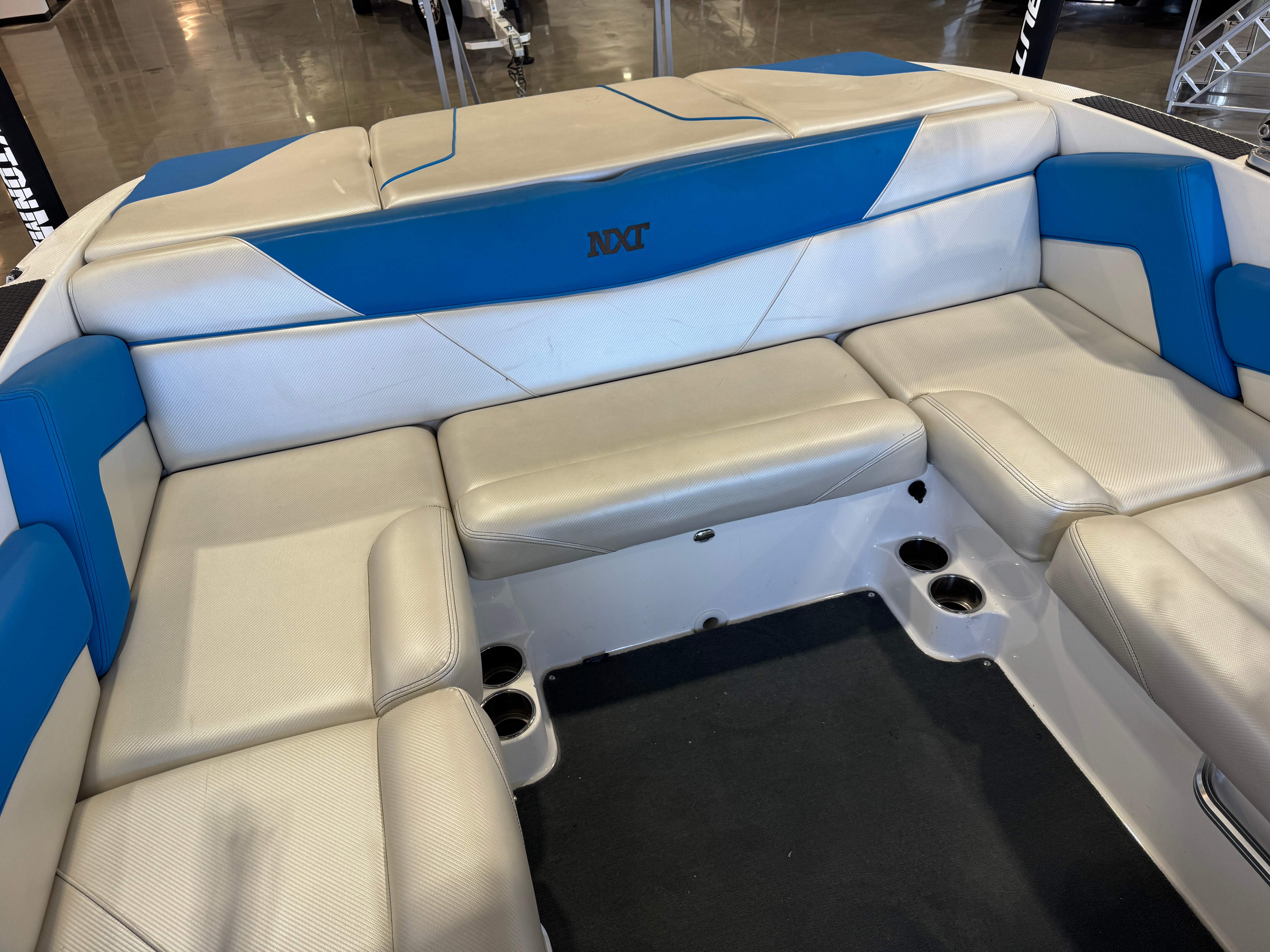 2017 MasterCraft NXT22