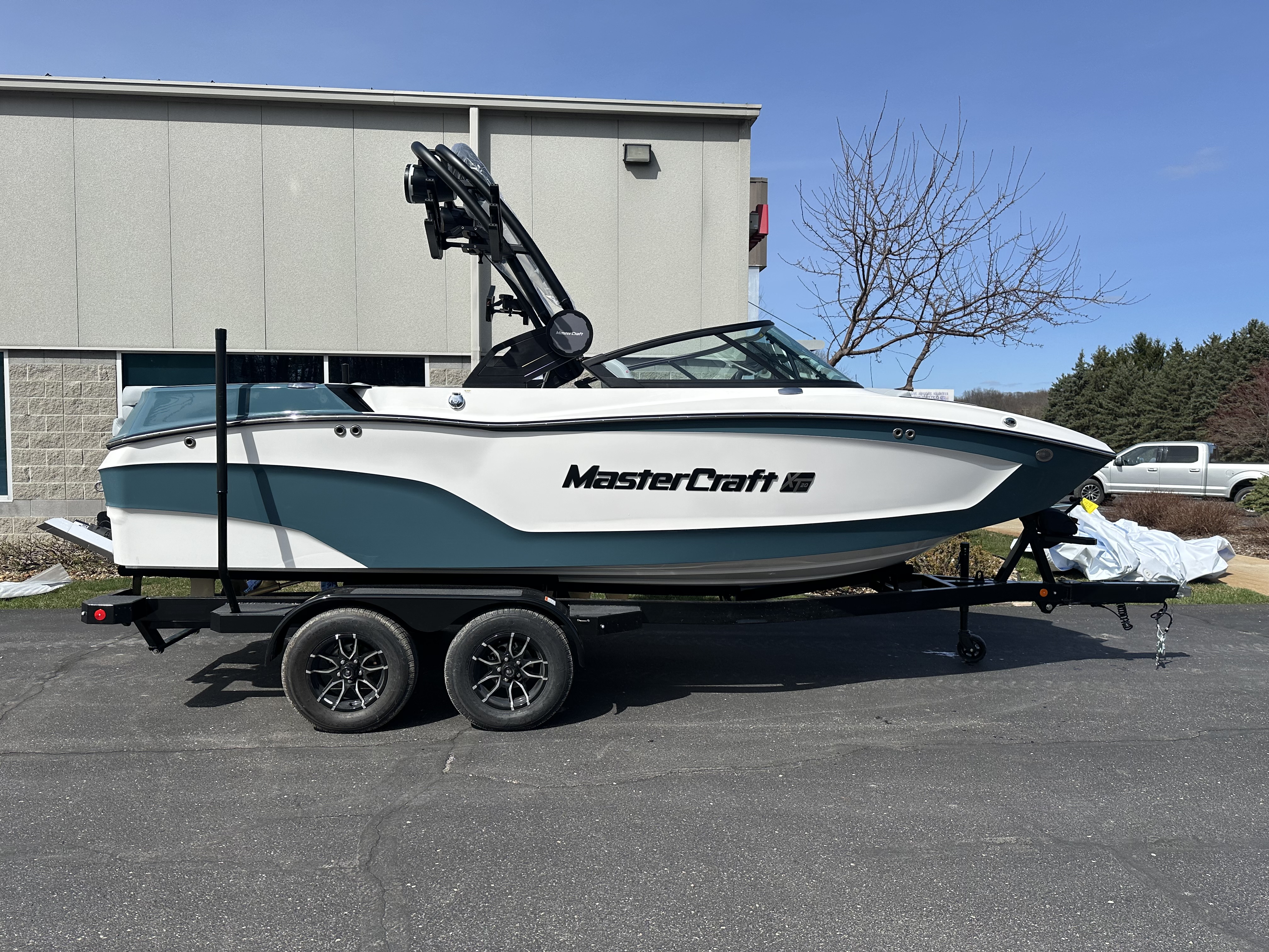 boat.Title