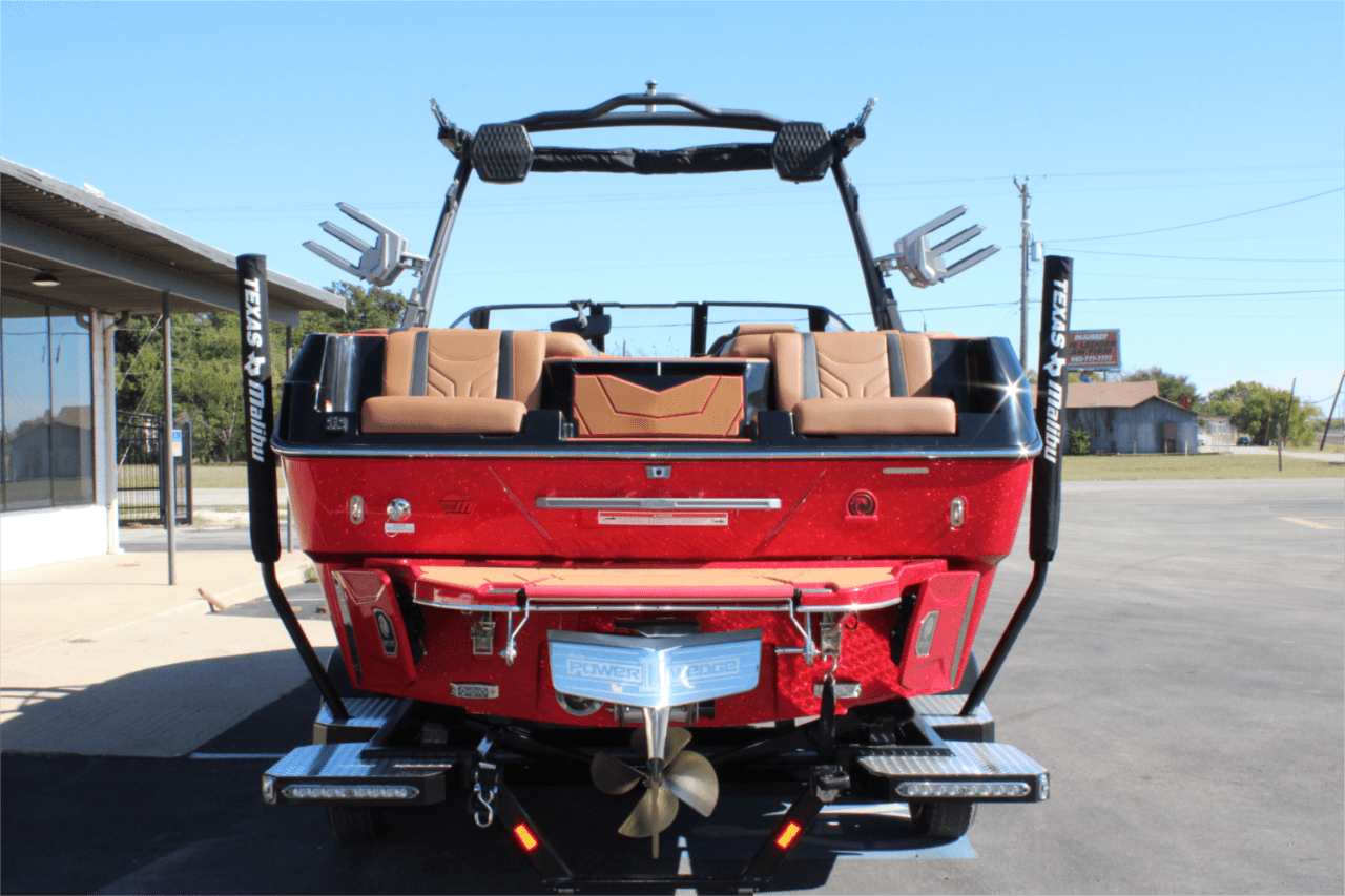 2025 Malibu 25 LSV