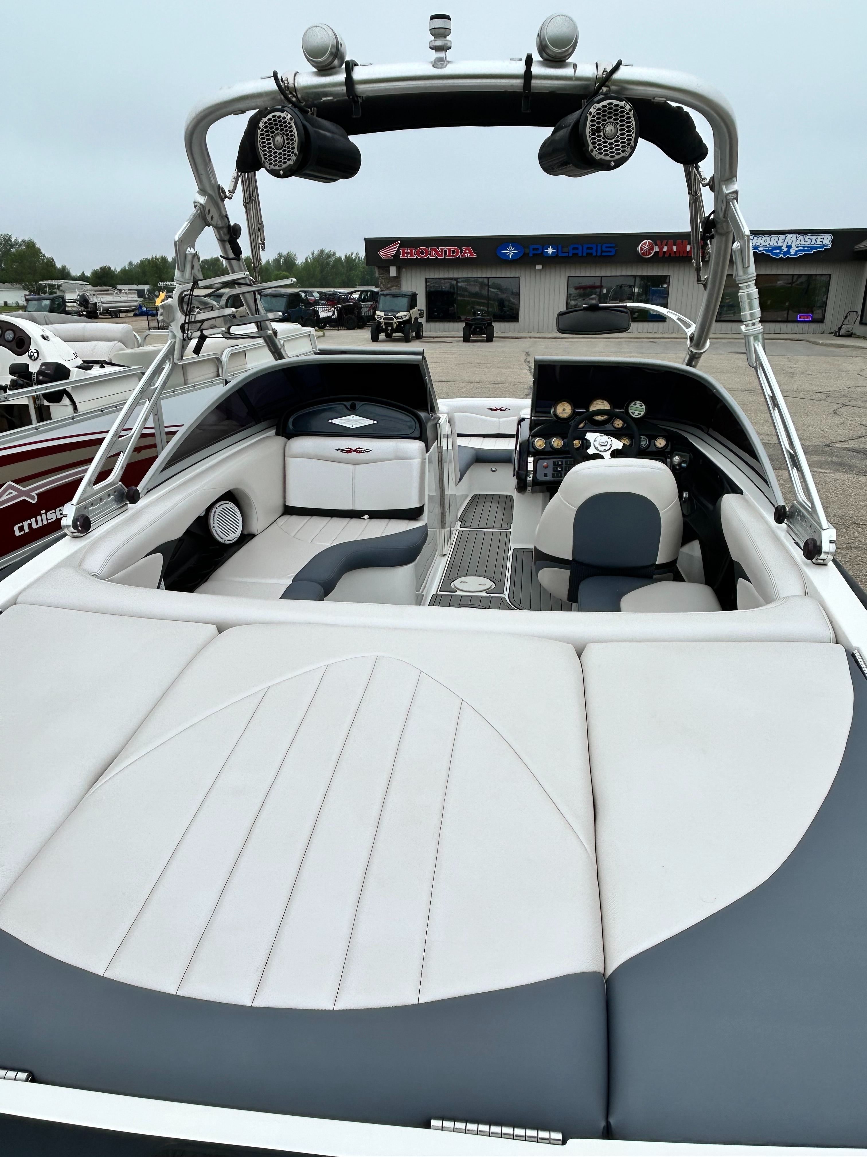 2005 MasterCraft XStar