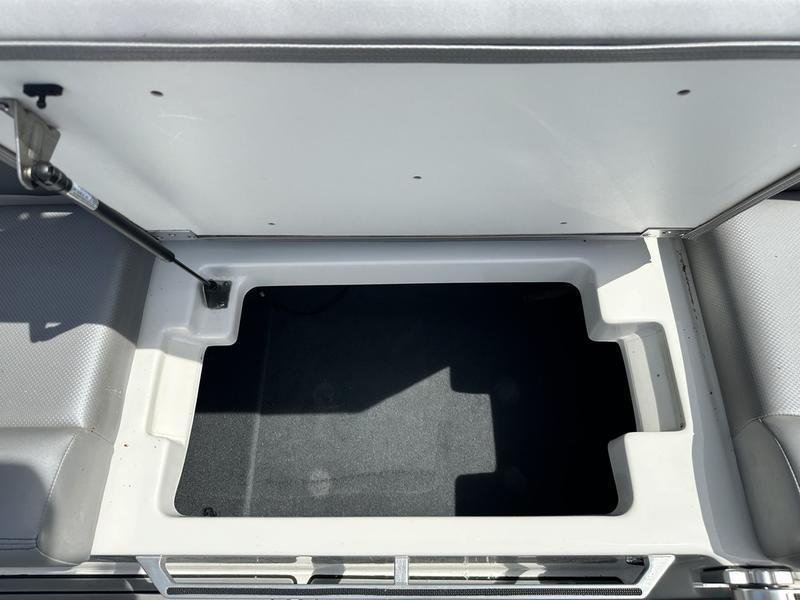 2018 MasterCraft XT23