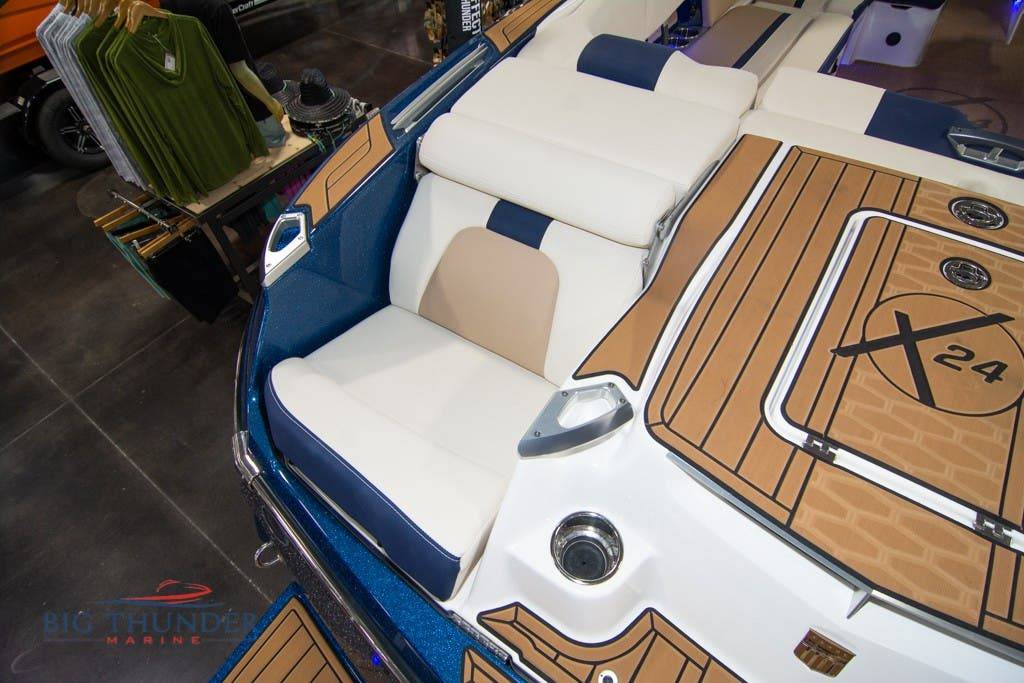2022 MasterCraft X24