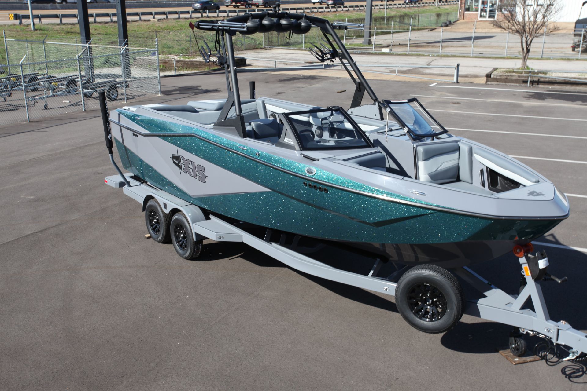 boat.Title