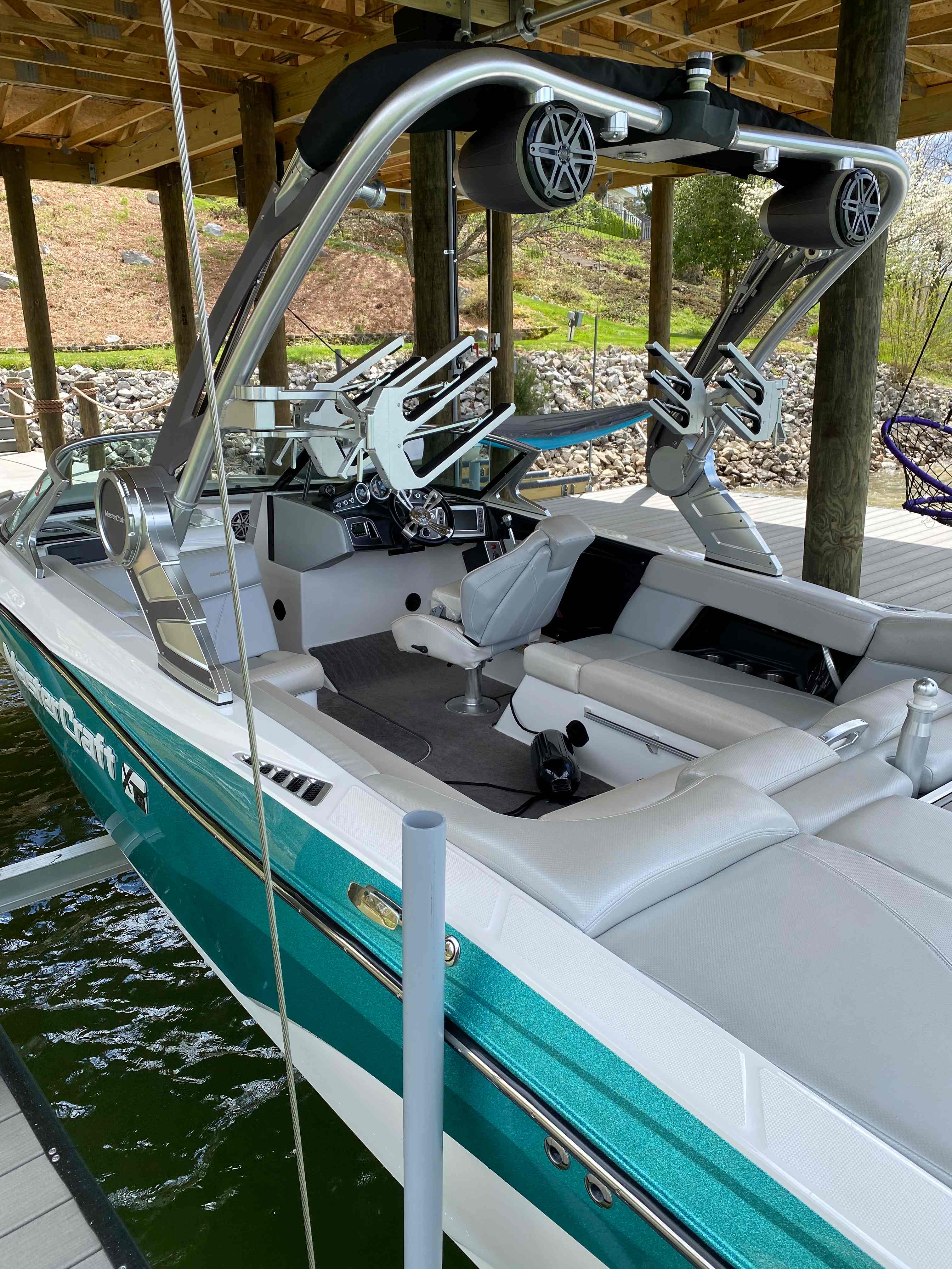 2017 Mastercraft XT23