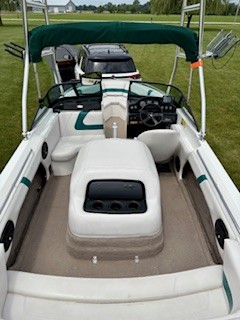 1998 MasterCraft ProStar 205 – LOW Hrs – Tower, Perfect Pass Speed Control