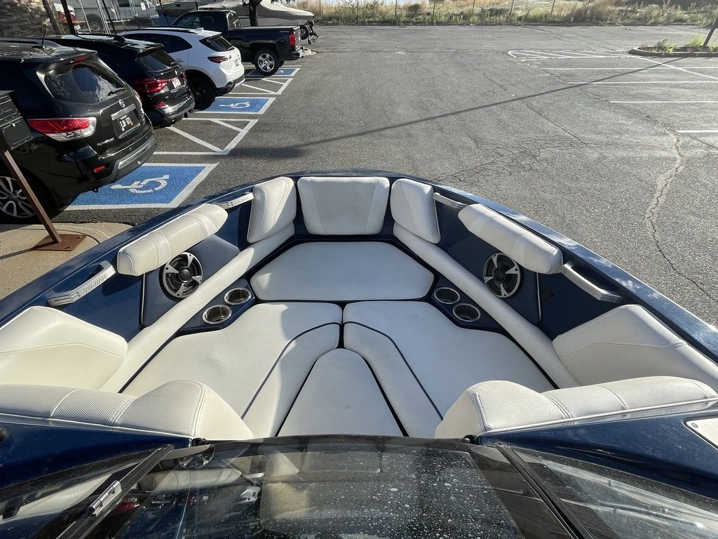 2017 Malibu Boats 21 VLX