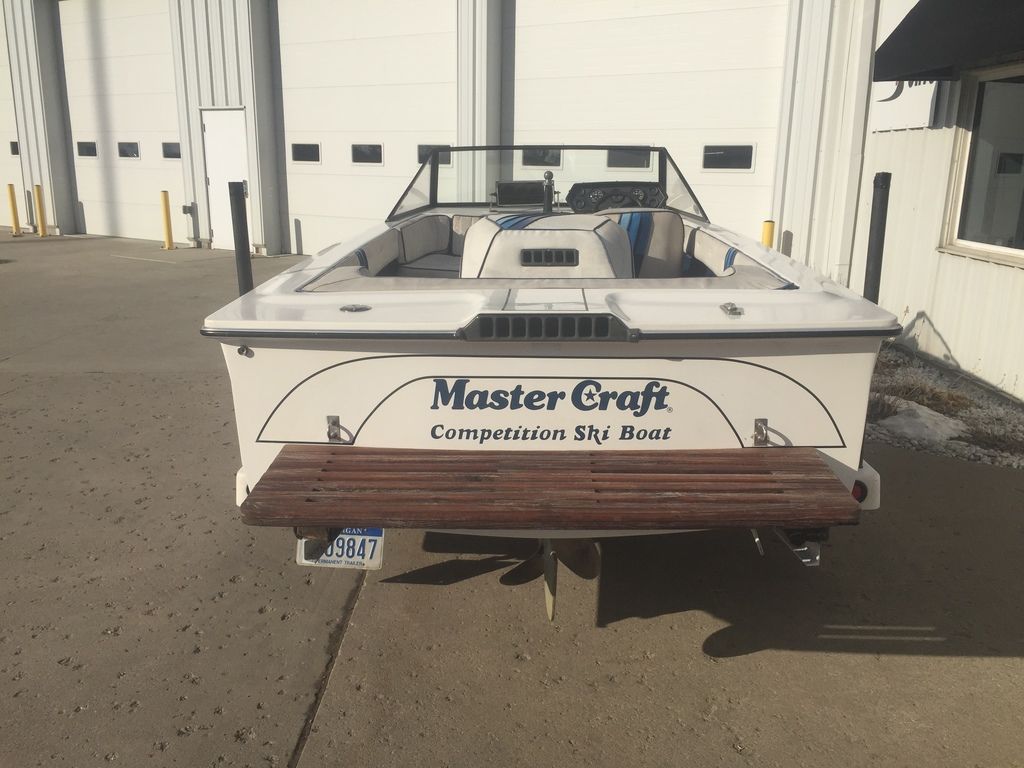 1986 Mastercraft Ski Boat Icon