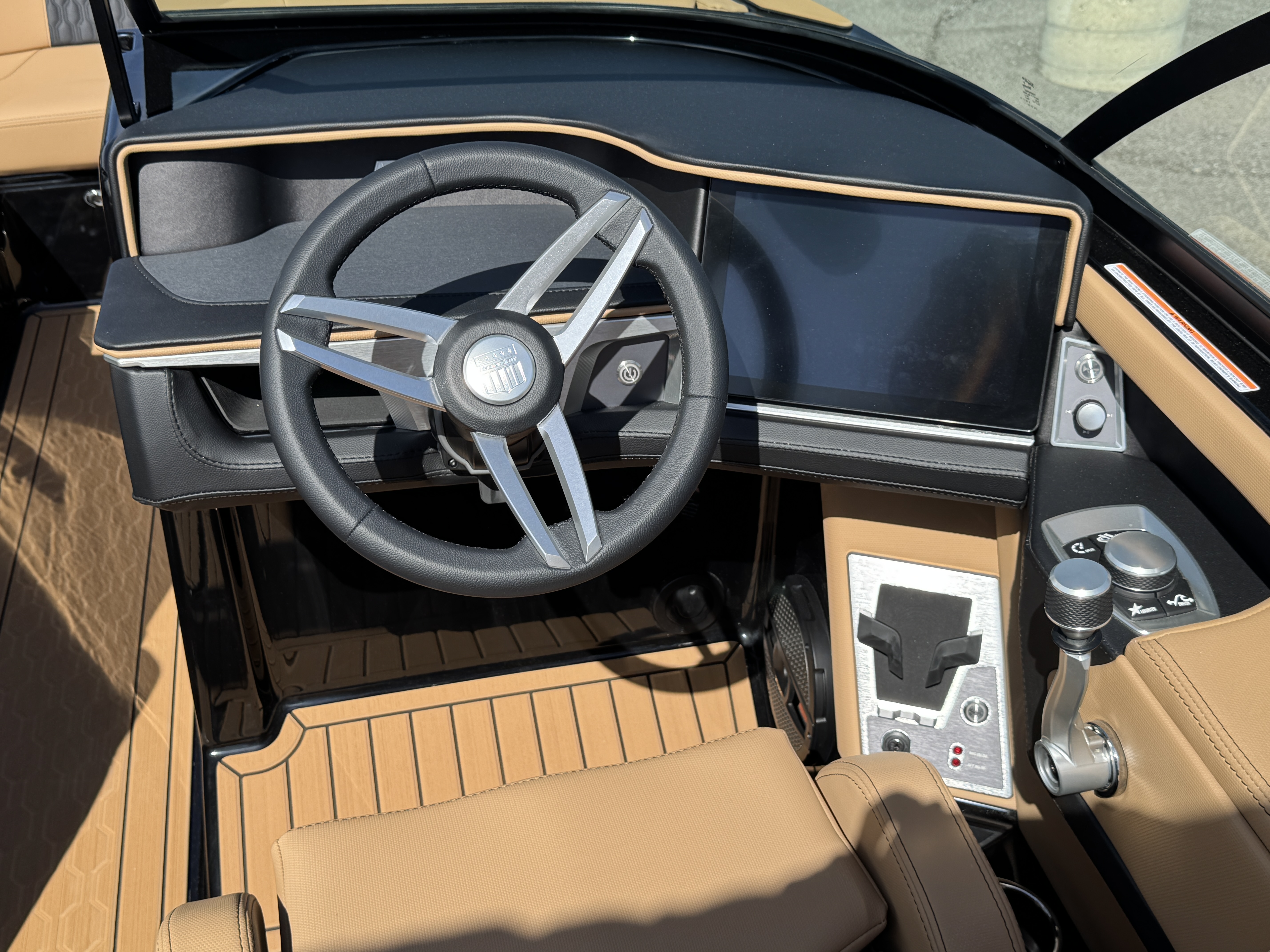 2025 MasterCraft XT23