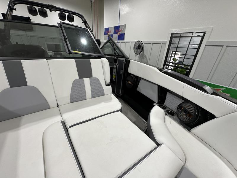 2024 MasterCraft X26