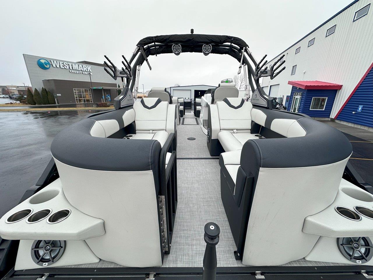 2024 Montara 25' Surf Boss