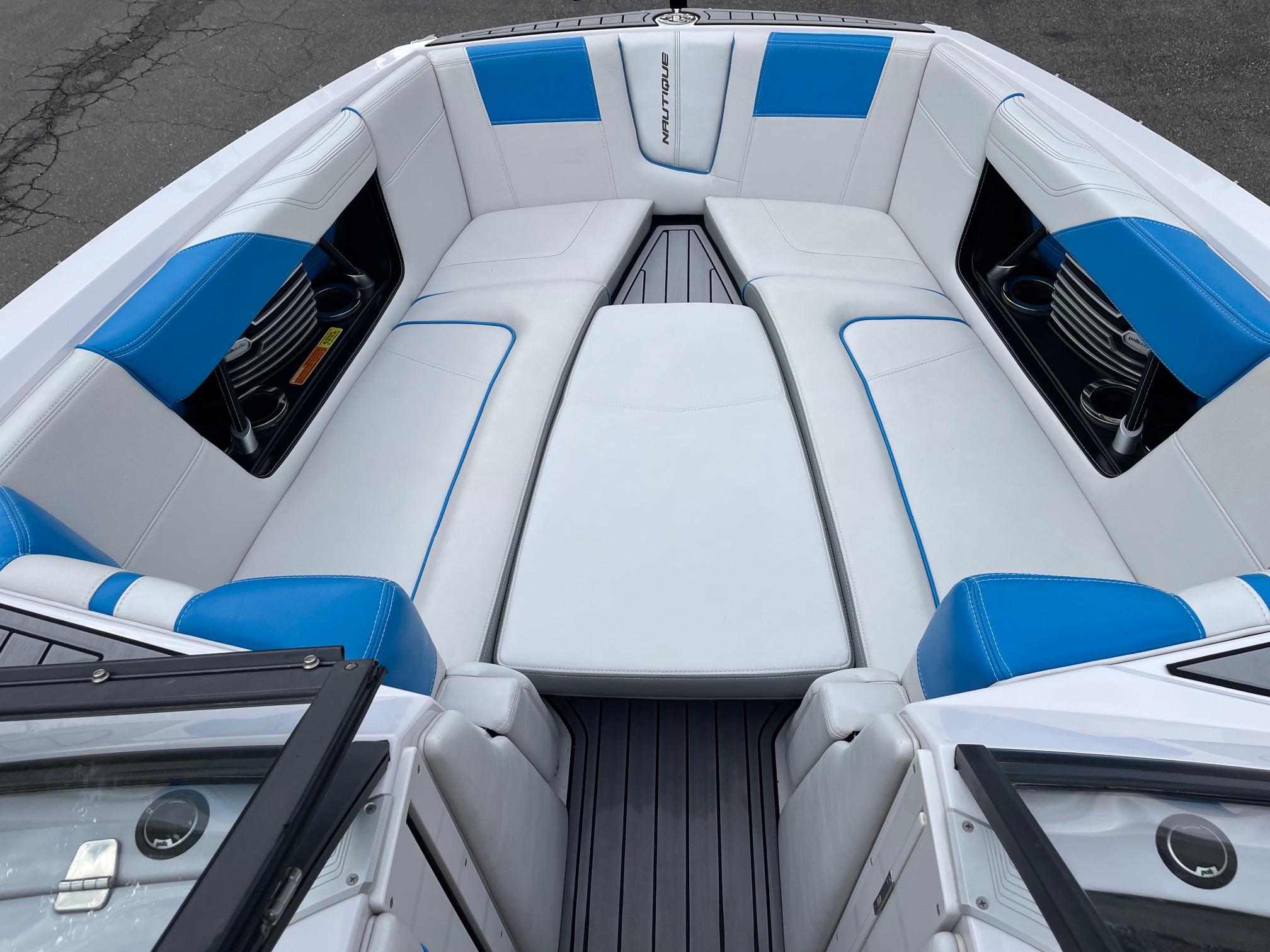2015 NAUTIQUE G25 W/XR7 550HP SUPERCHARGED POWER PLANT