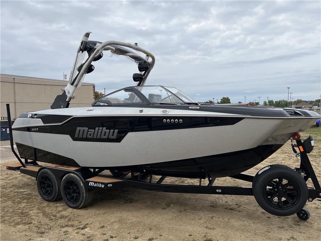 boat.Title