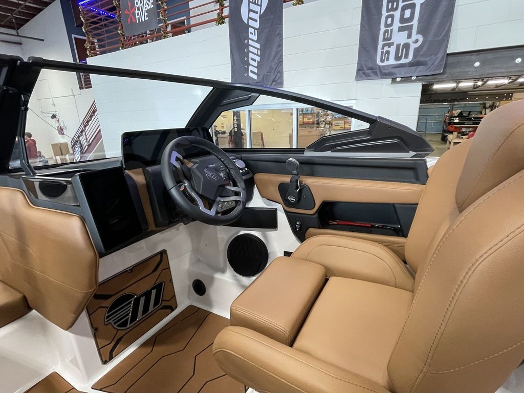 2025 Malibu Boats 24 MXZ