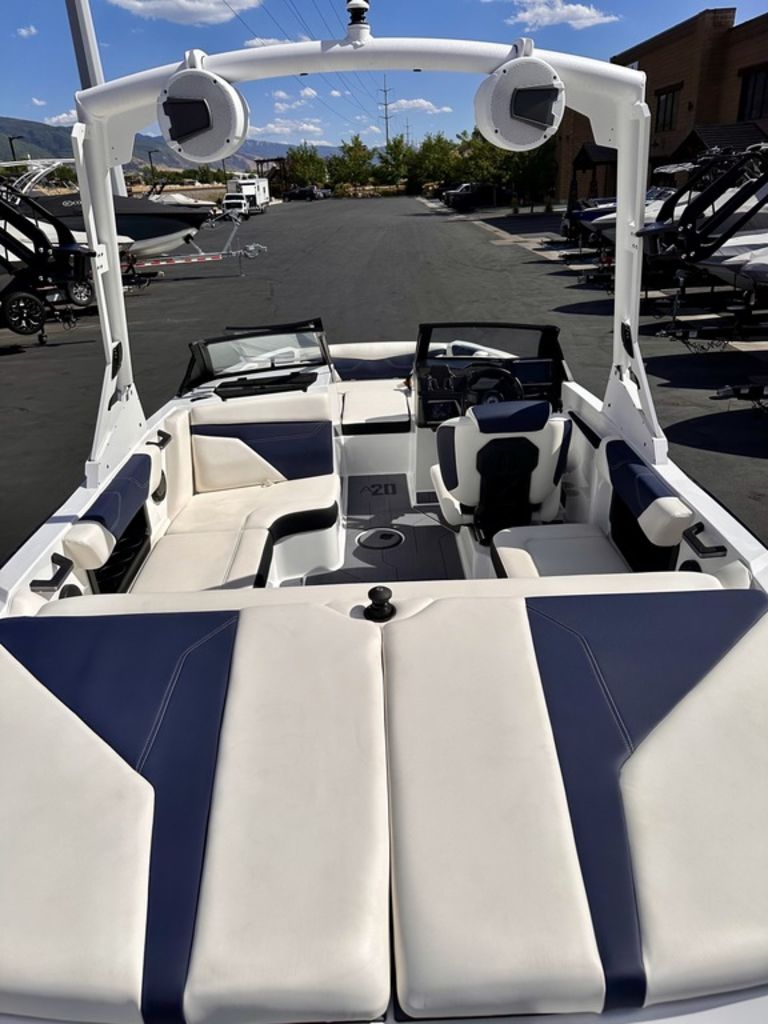2024 Axis Wake Research A20