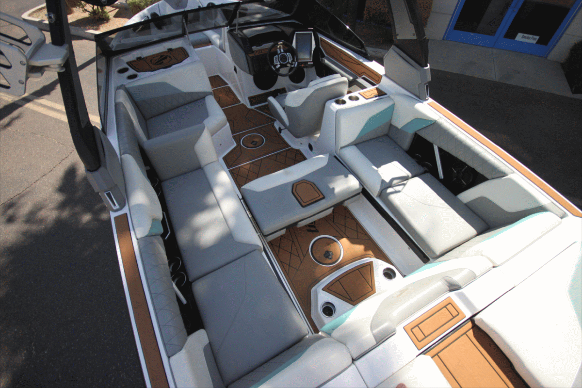 2021 Tige Boats Z3 Low Hours &amp; Ready to hit the water!
