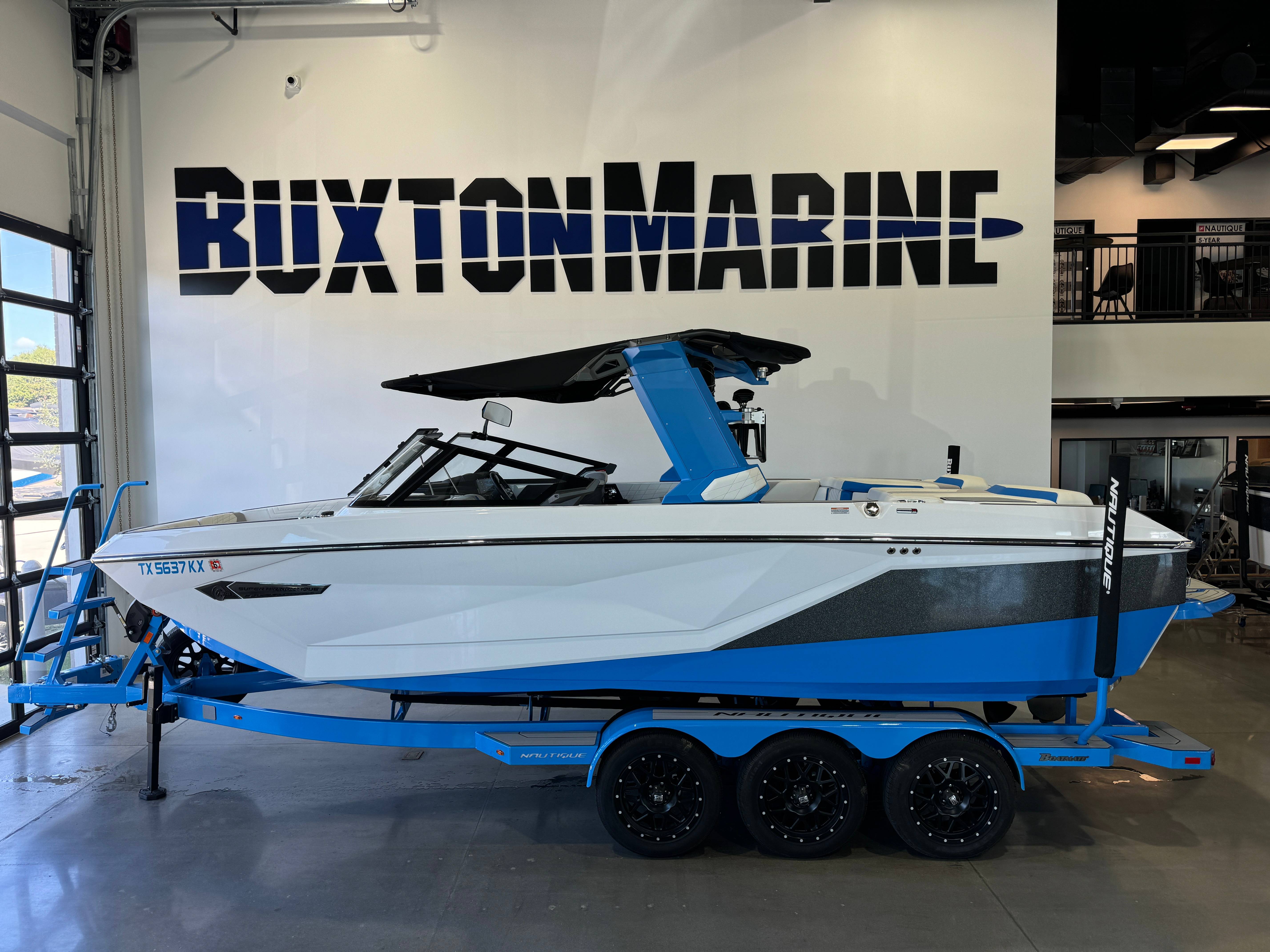 boat.Title