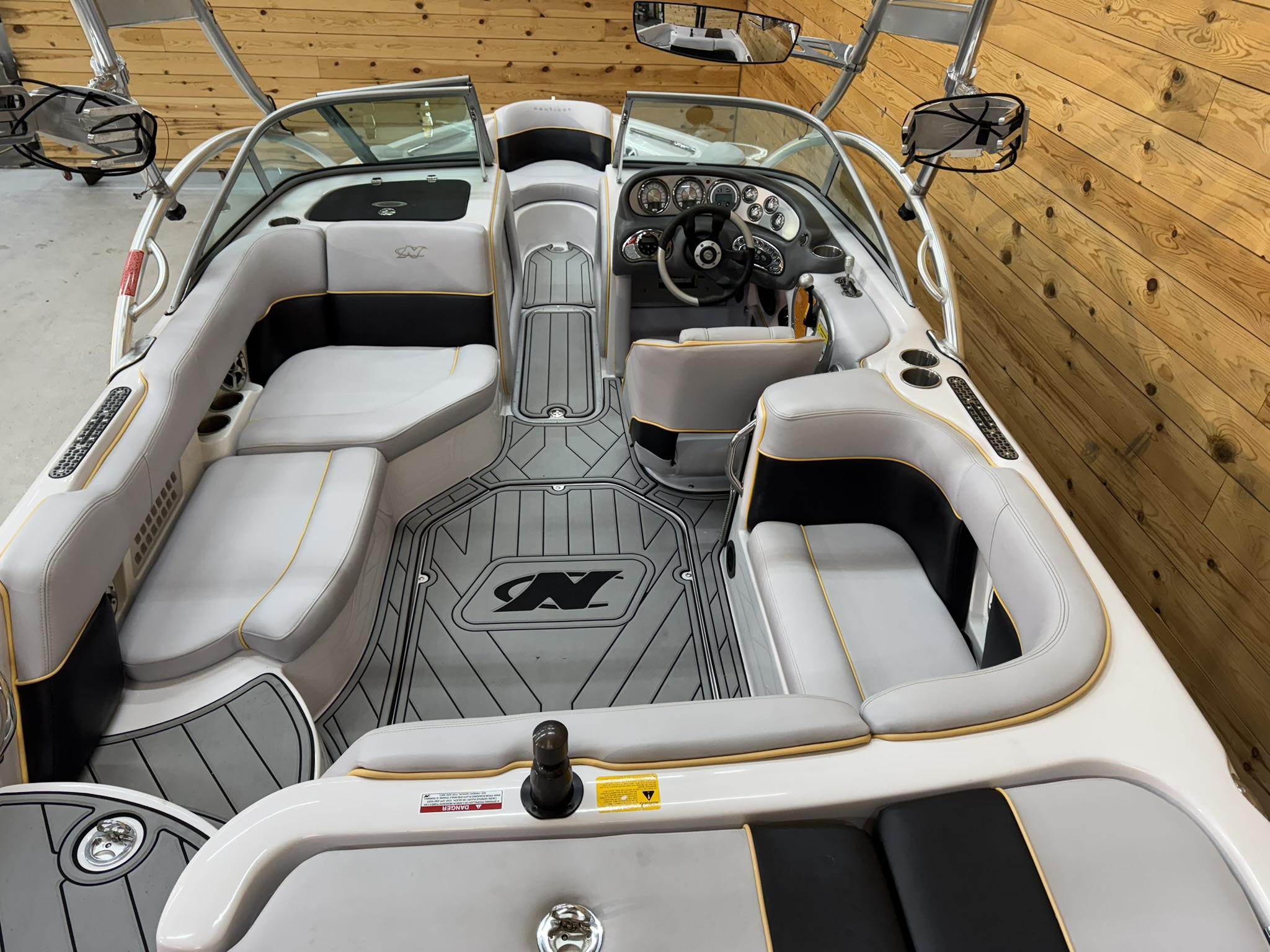 boat.Title