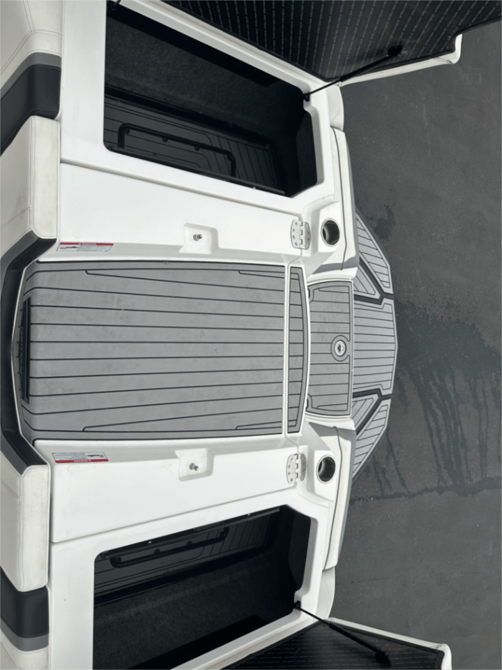 2020 Nautique G23