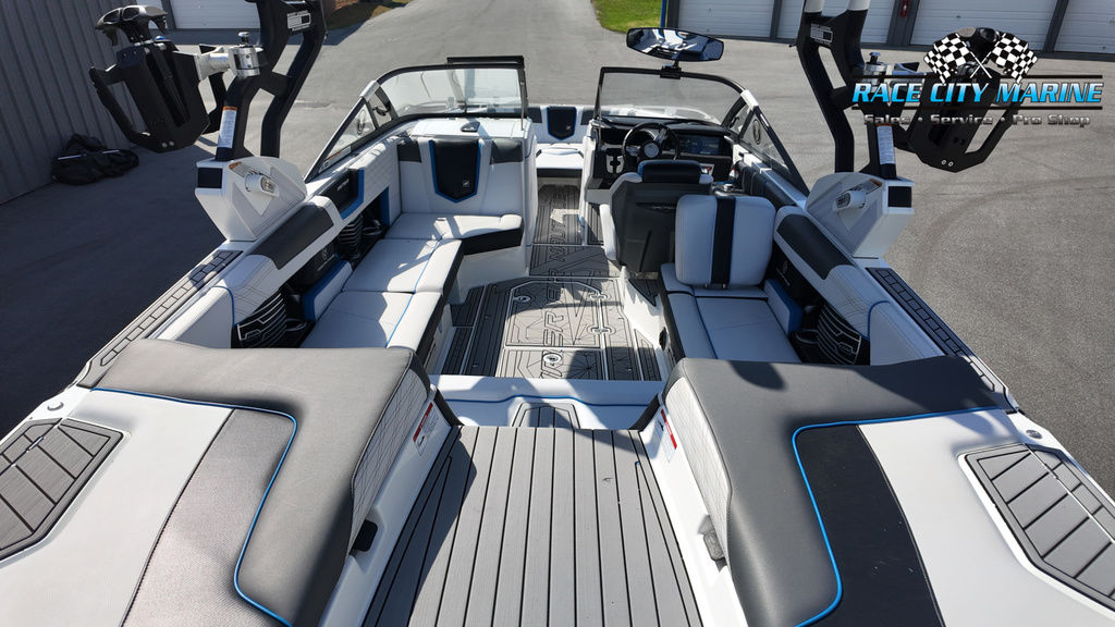2018 Nautique G23