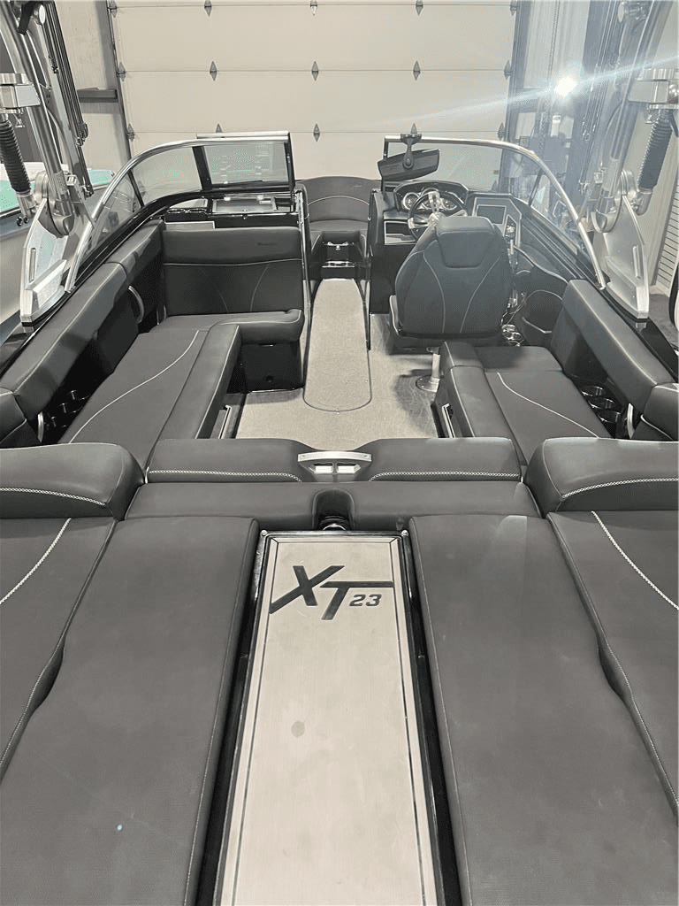 2019 Mastercraft XT23