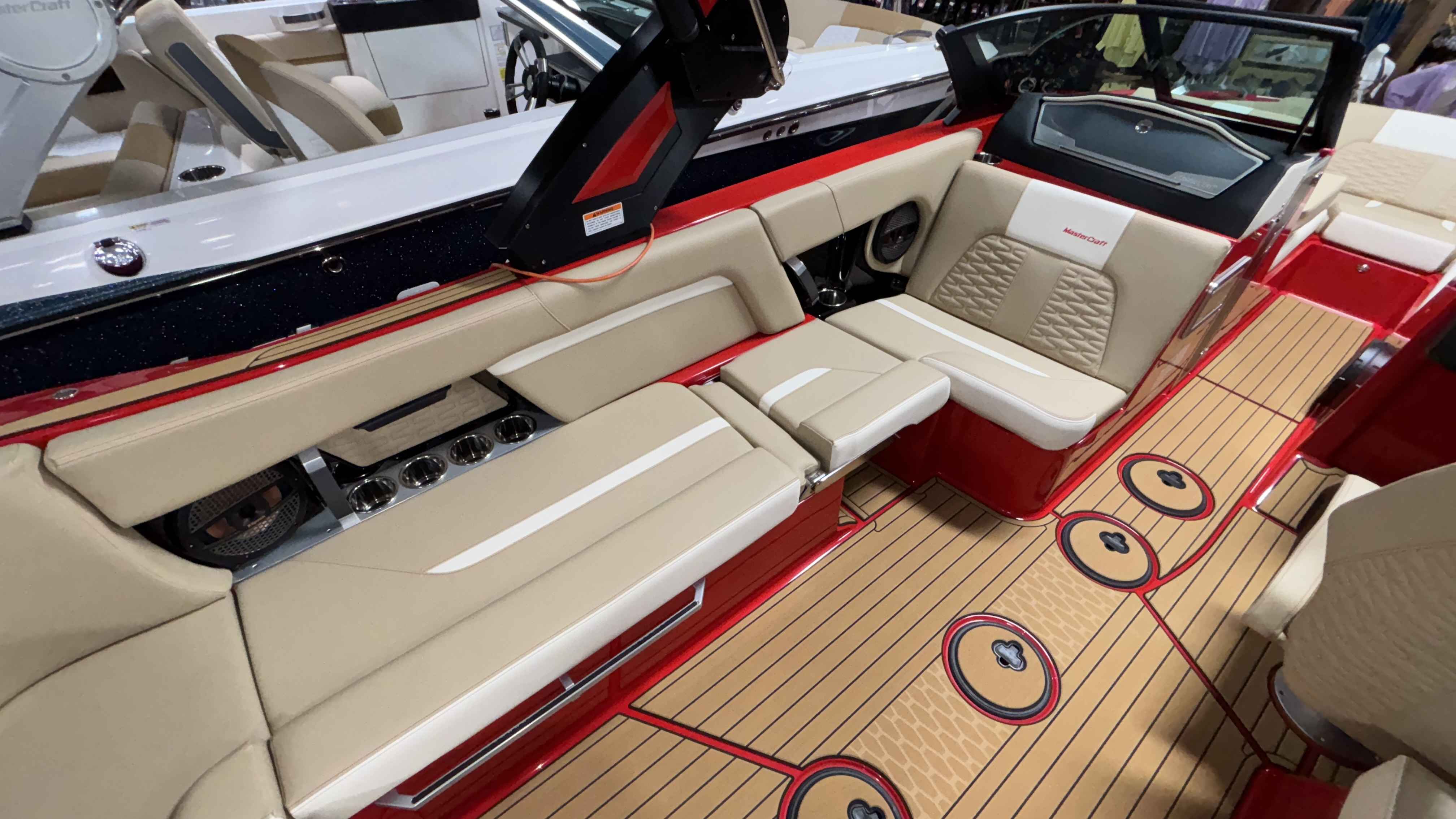 2025 MasterCraft X24